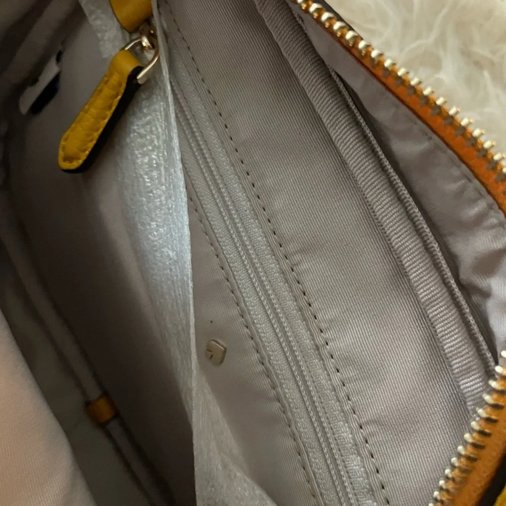 Kate Spade Camera Crossbody - Picture 6 of 16